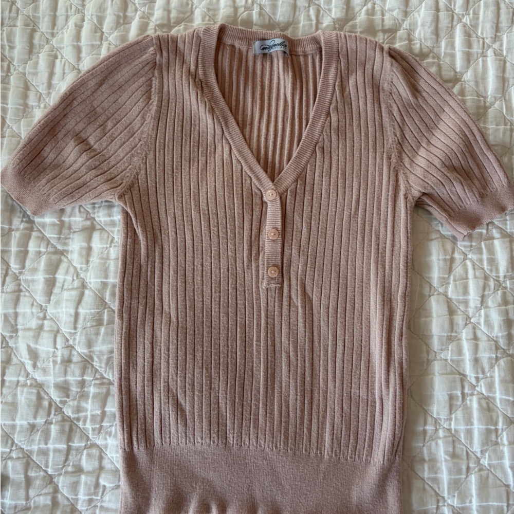 Ribbed V-Neck Short Sleeve Top - Blush